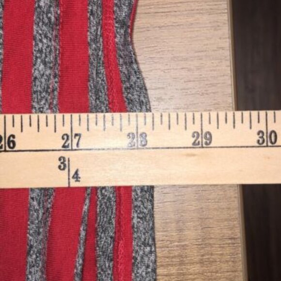 GUESS Originals T-Shirt Medium Red Gray Striped Logo Graphic Short Sleeve Mens - Picture 9 of 10